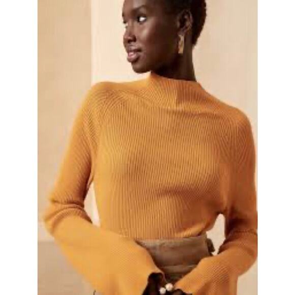 Banana Republic Women’s Flare Sleeve Sweater Mustard Viscose Rayon Small - Picture 2 of 11
